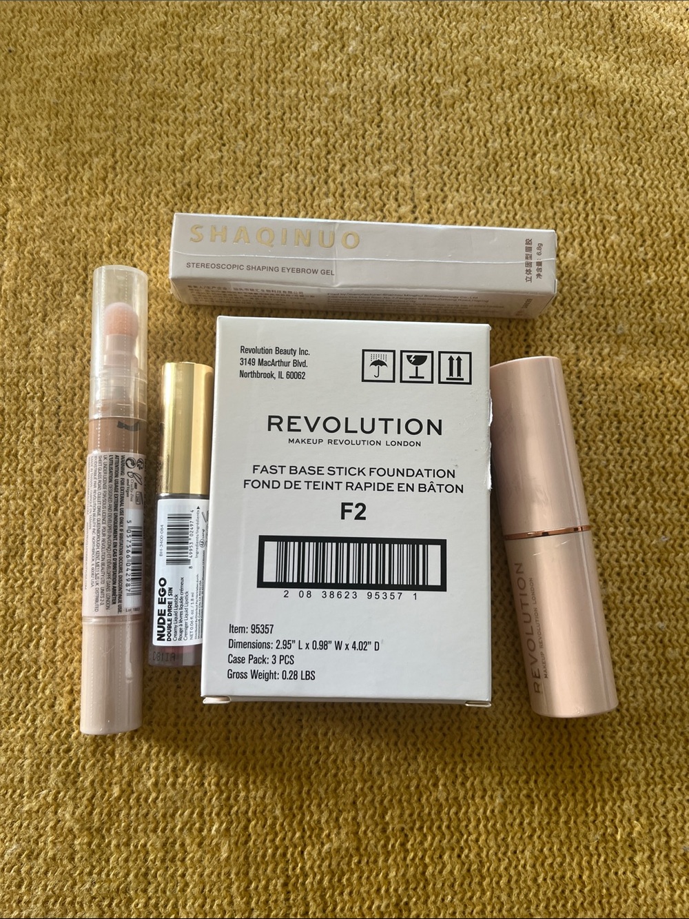 Revolution Fast Base Stick Foundation F2 - Nude Beige Stick -4-